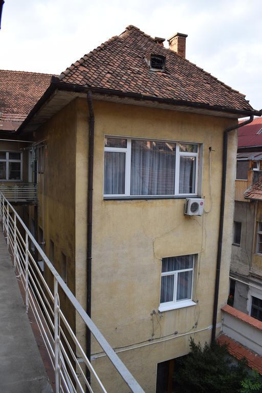 Zinne Apartments Брашов Экстерьер фото
